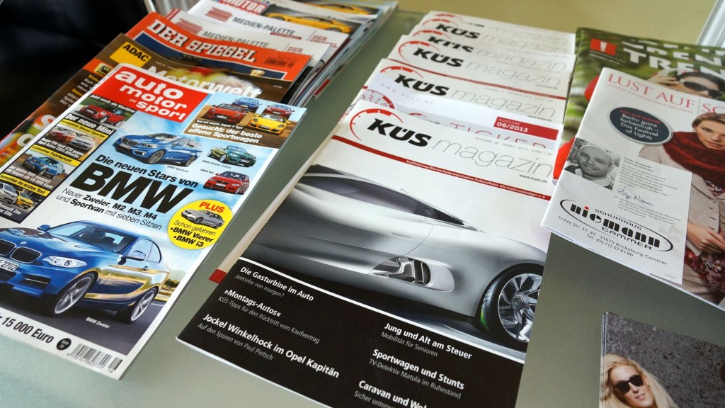 Zeitschriften und Broschüren